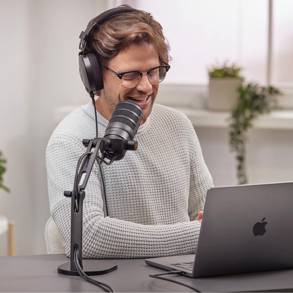 RODE PodMic USB Type-C / XLR 3-Pin Dymic Cardioid Broadcast Microphone with Volume Control, HG Revolution Preamps for Windows, Mac iOS Android and Podcasting Livestreaming