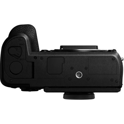Panasonic Lumix DC-S1 Mirrorless Digital Camera with 24-105mm f/4 Macro O.I.S. Lens
