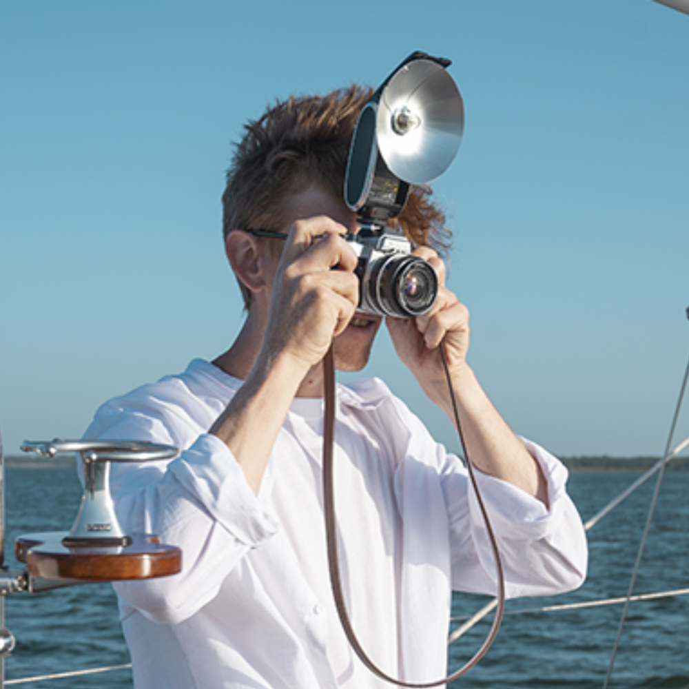 Godox Lux Senior Retro Camera Flash with Manual & Auto Modes, Collapsible Reflector, USB-C Port for Canon, Nikon, Fujifilm, Olympus, Sony Cameras - Available Colors