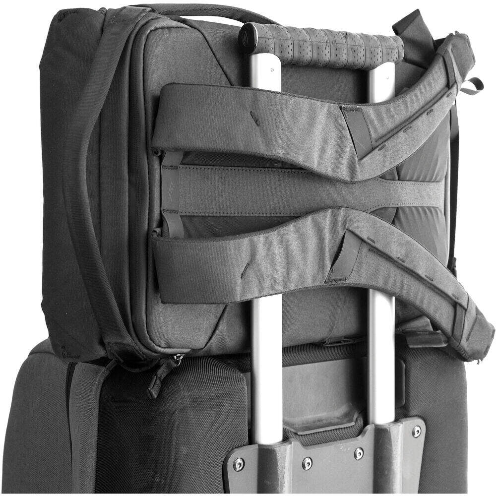 Peak Design 30L Everyday Camera Backpack - Charcoal