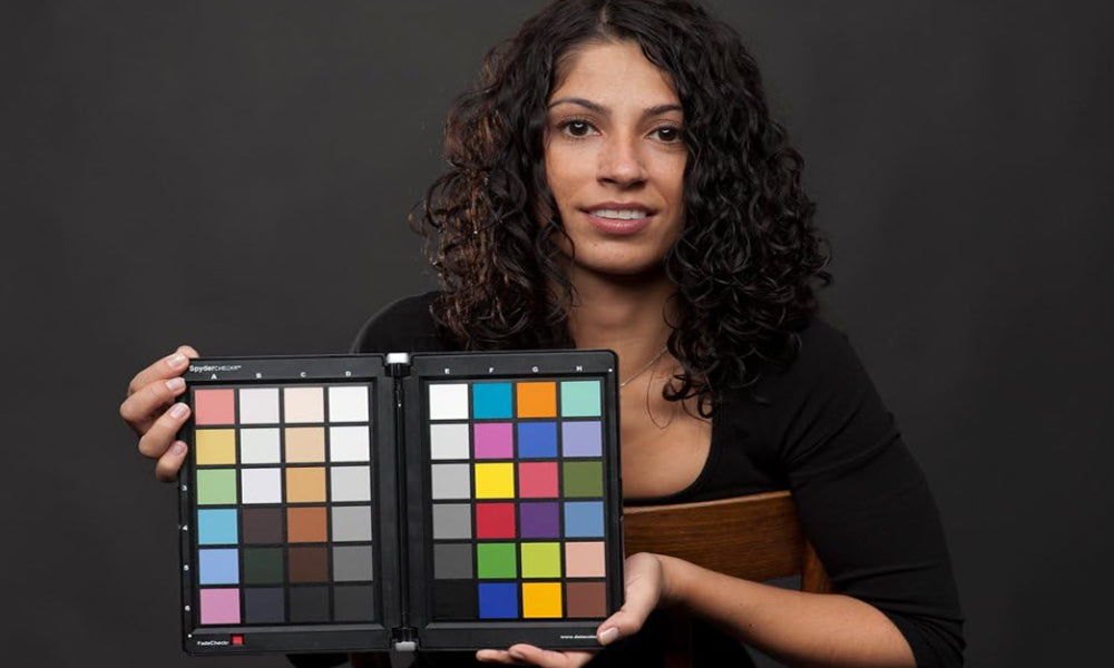 Datacolor Spyder Checkr Professiol 48 Color Chart and Calibration Tool with 2 Interchangeable Target Cards in a Hard Case for Digital Camera Photography and Studio Equipment | SCK100