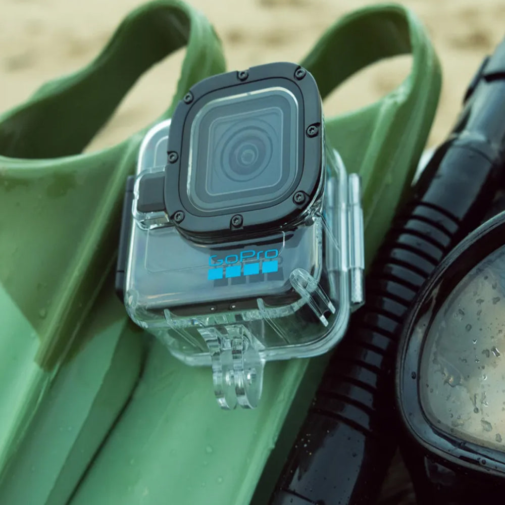 GoPro Dive Cage Protective Housing with Max 60m / 196ft Waterproof, Flat Glass Lens and Built-In Buttons for HERO 11 BLACK Mini Action Camera | AFDIV-001