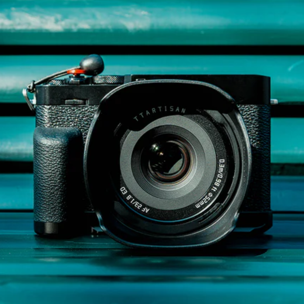 TTArtisan 23mm f/1.8 AF APS-C Format FUJIFILM X Mount High Index Compact Prime Lens with Silent STM Autofocus, 11.8" Focusing Distance and USB-C Port Firmware Upgrade for Landscape Portrait Street Photography