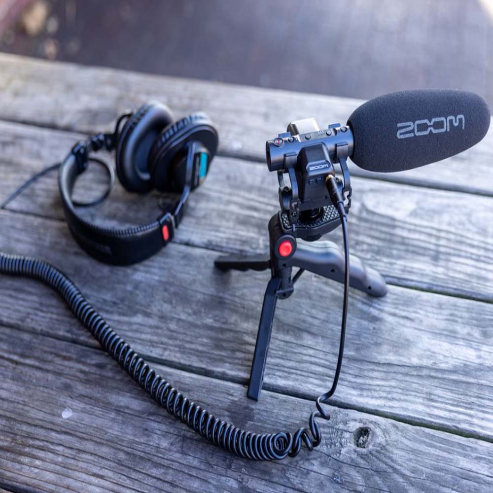 Zoom M3 MicTrak Shotgun Microphone and Audio Recorder with Stereo & Mono Mode, 32-bit Float Recording, 3.5mm AUX Camera & Headphone Output, Micro SD Card Slot, USB-C Port, Hot Shoe Mount for Vlogging, Video Content Creation, Film Making