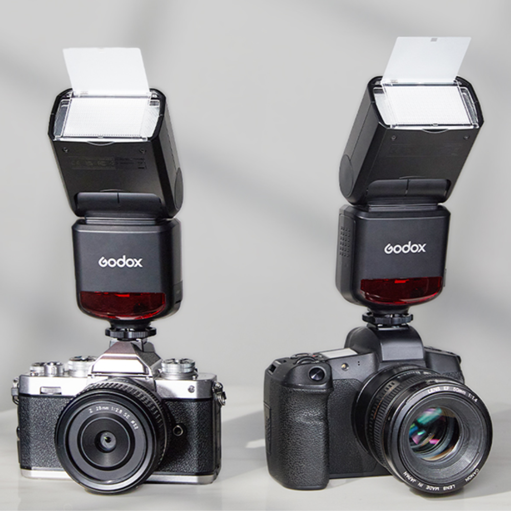 Godox TT520III TT520II ThinkLite Manual Wireless Exterl Camera Flash with 3 Flash Modes, Reflector Diffuser, Vertical / Horizontal Rotation Adjustable Head, Universal Hot Shoe for Studio Lighting and Equipment | TT-520 II TT-520III TT 520III