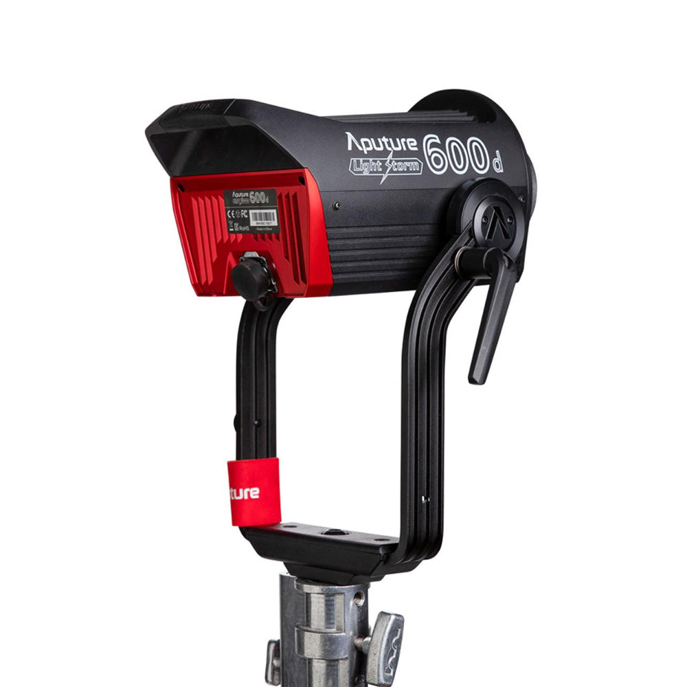 Aputure LS 600d Weather-Resistant Daylight LED Monolight with Bowens S Mount Hyper Reflector & Control Box with Dual V-Mount Battery Plate for Photography Video Vlogging Live Streaming Broadcast & Film Production Studio Lighting Equipment
