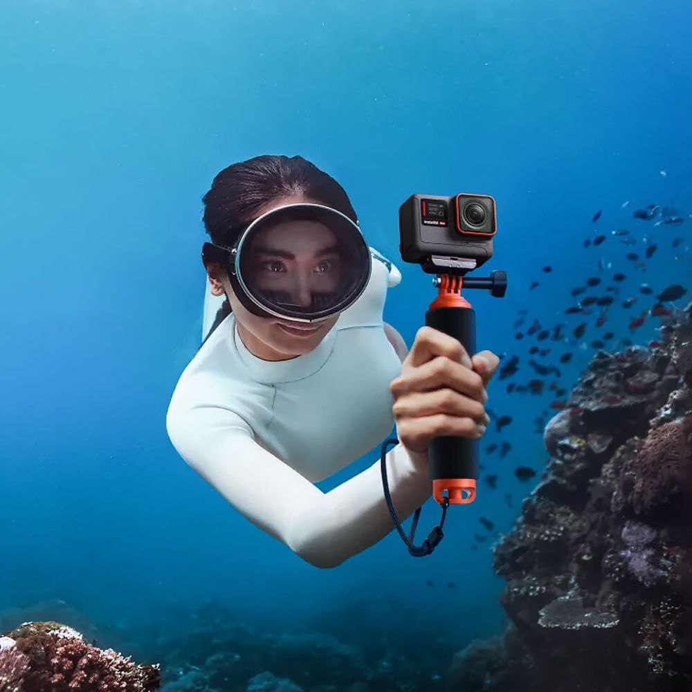 Insta360 Floating Hand Grip for Waterproof Action Camera with Non-Slip Handle, Wrist Strap, and 2-Prong to 1/4" Mount Adapter CINSCAVA