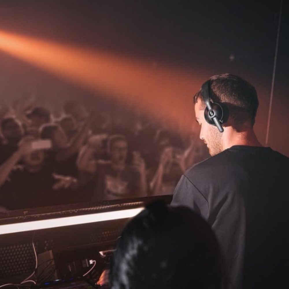 RODE NTH-50 Professional On-Ear Wired DJ Headphones with 40mm Dynamic Drivers, Hi-Fi Audio, Comfortable Design, Passive Noise Isolation for Filmmakers, Creators and Musicians