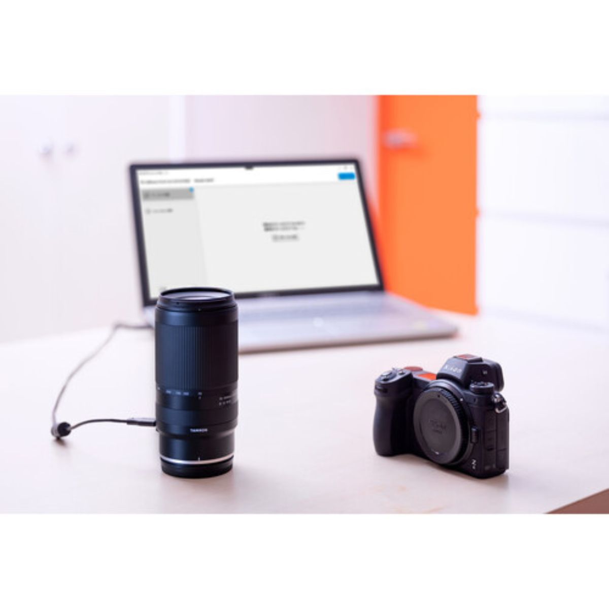 Tamron 70-300mm f/4.5-6.3 Di III RXD Nikon Z-Mount Full Frame AF Autofocus Dynamic Telephoto Zoom Lens for Mirrorless Cameras | A047 / A047Z