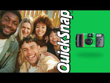 Fujifilm QuickSnap Flash Disposable Camera with Fujicolor Superia X-TRA 400 Film, 35mm Format, 400 ISO & 27 Exposure Shots