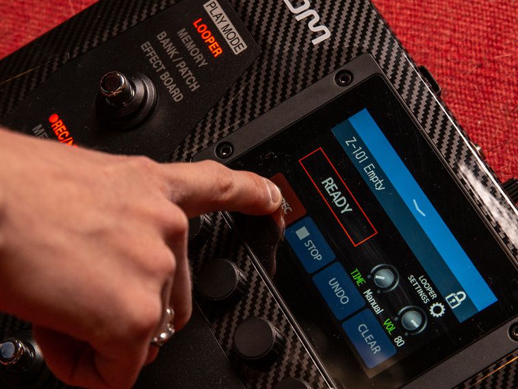 Zoom G6 Multi Effects Processor with Four Play Modes for Electric Guitar