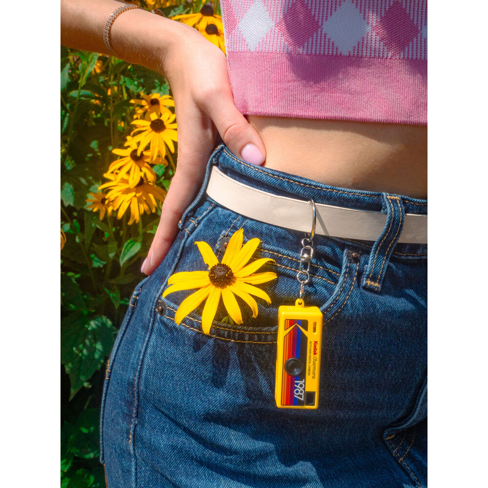 Kodak Charmera Keychain Vintage Style Digital Camera Blind Box – Retro Charm Mini Collectible 1080p Video 30fps, Built-in Flash, Creative Filters & Frames, USB-C Rechargeable, Compact & Portable Design for Photography