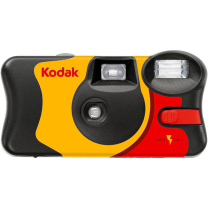 KODAK SUC FunSaver Disposable Analog Film Camera with 39 Exposures Shots, 27 + 12 Sheets, 800 ISO, 35mm Film Format and C-41 Print Process for Point and Shoot Photography