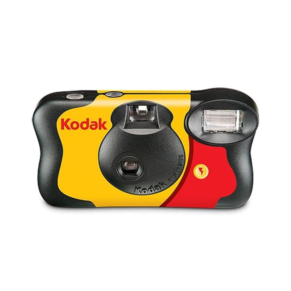 KODAK SUC Daylight / FunSaver Disposable Analog Film Camera with 39 / 27 Exposures Shots, 27 + 12 Sheets, 800 ISO, 35mm Film Format and C-41 Print Process for Point and Shoot Photography