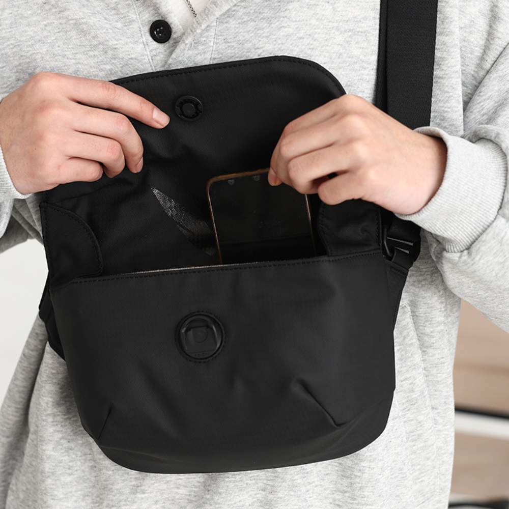 Eirmai Falcon Series F1S Lite 3L Camera Mirrorless DSLR Lenses Crossbody Shoulder Sling Bag