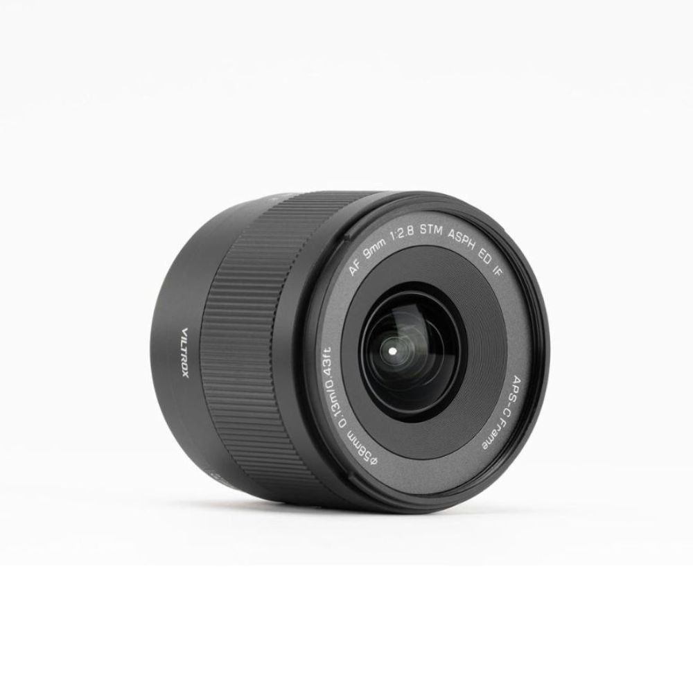 Viltrox AF 9mm F2.8 Air Series FE Full-Frame Prime Lens for Sony E-Mount APS-C Ultra-Wide View Angle with STM Autofocus Motor for FX30, ZV-E10 ZV-E10II, A6700, A6600, A6500, A6400, A6300, A6100 Mirrorless Cameras