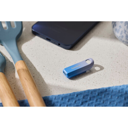 SanDisk 256GB Creator Series USB C 3.2 Gen 1 Flash Drive with 400MB/s Read Speed