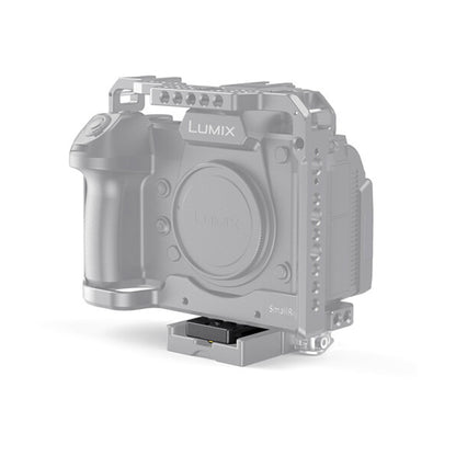 SmallRig Compact QR Quick Release Arca-Type Plate with 1/4"-20 & 3/8"-16 Camera Screws, Nonslip & Anti-Twist Rubber Pads with Aluminum Construction for DSLR and Mirrorless Cameras 2146B