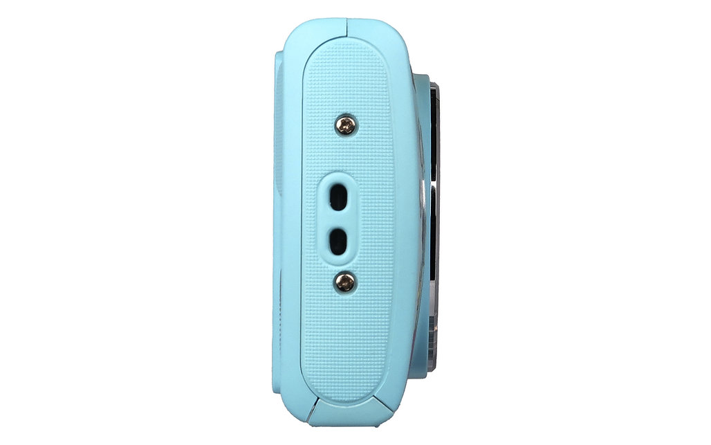 Yashica Classic Peanuts Edition 30MP 1080P Compact Digital Camera with 8X Zoom, JPG / AVI Photo Video Format, USB Type-C Interface, 650mAh Battery, 2.4" IPS Screen and MicroSD Card Slot for Point & Shoot Photography | Sage Green, Blue Sky