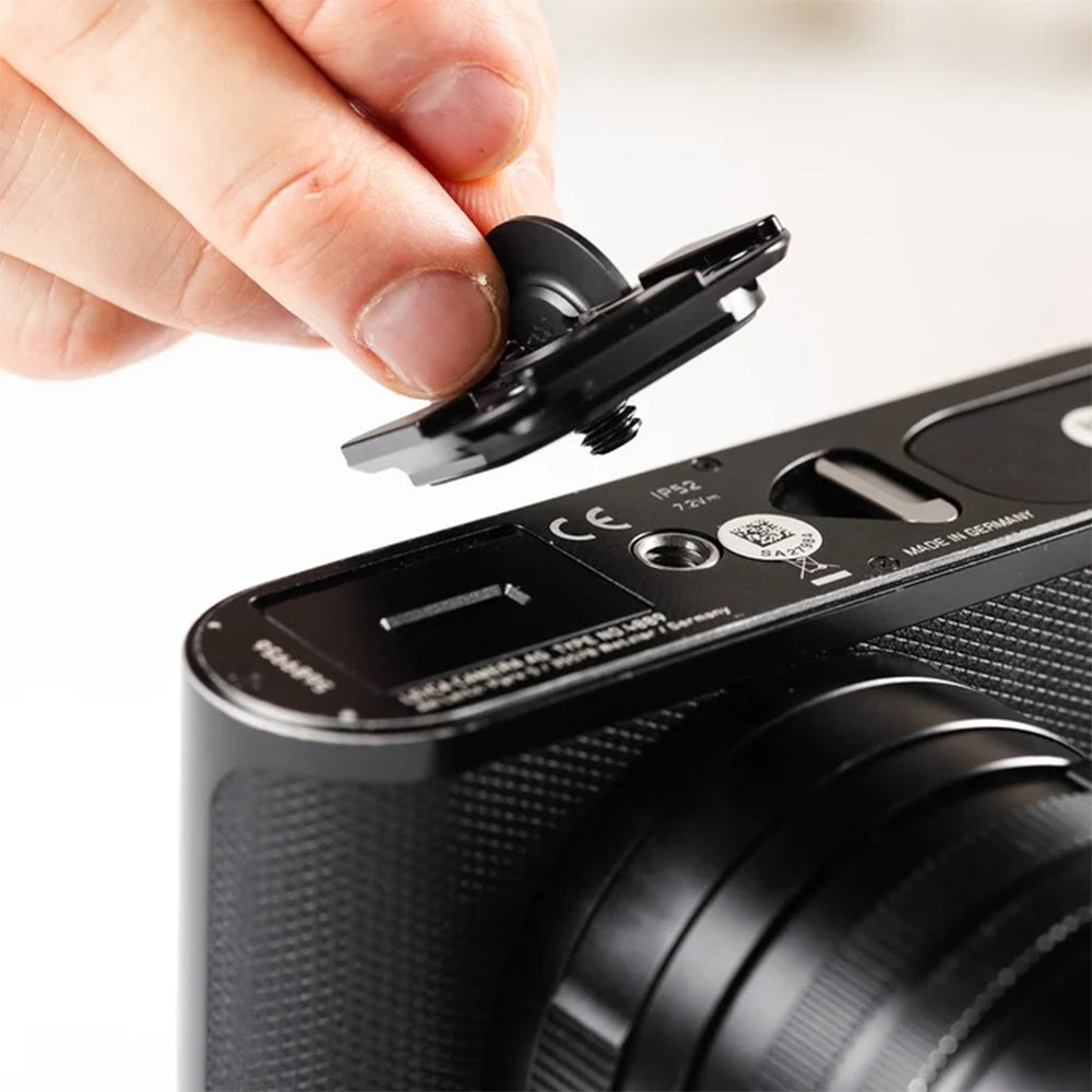 Peak Design Arca-Type QR Quick Release Field Base Plate for Capture V3 Camera Clip, Cameras and Tripods