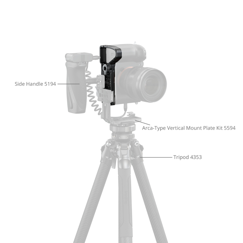 Smallrig Baseplate Mount Plate with AirTag Slot for Sony A7 V / A7R V / A7 IV / A7S III / A7R IV / A1 | 6033
