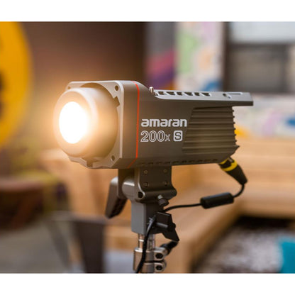 Aputure Amaran COB 200x S Bi-Color / 200d S Daylight 200W LED Monolight with Bowens S Mount Hyper Reflector and Bluetooth Wireless Control for Photography Live Streaming Broadcast and Film Production Studio Lighting Equipment