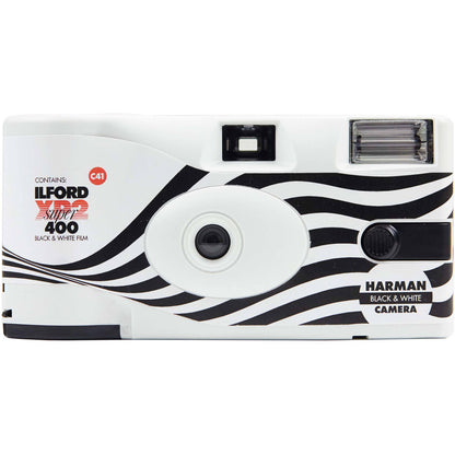 ILFORD XP2 Super Black and White Disposable Camera with 27 Exposures, ISO 400, 35mm Film Format, C41 C-41 Film Format and Built-In Flash for Point and Shoot Photography