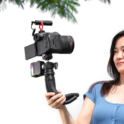 [CLEARANCE] Ulanzi MT-68 Claw Quick Release Flexible Tripod with Detachable 360° Panoramic Ball Head, Cold Shoe and 1/4" Screw Mount, 3kg Max. Load Capacity for Smartphones, DSLR, SLR, Mirrorless, Compact, Panoramic, and Action Cameras | T061CNB1