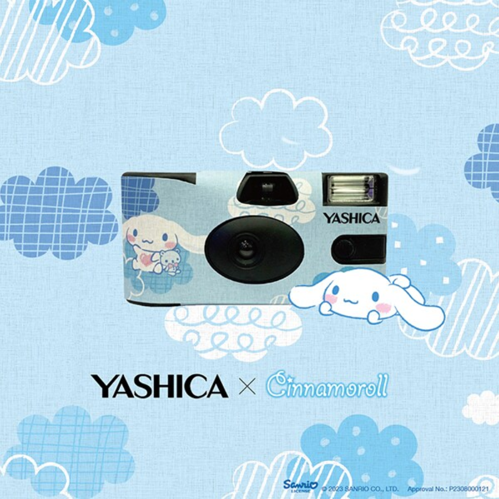 YASHICA x SANRIO Series 35mm ISO 400 F/11 Single Use Film Camera with 27 EXP Exposures for Color Prints and Photography