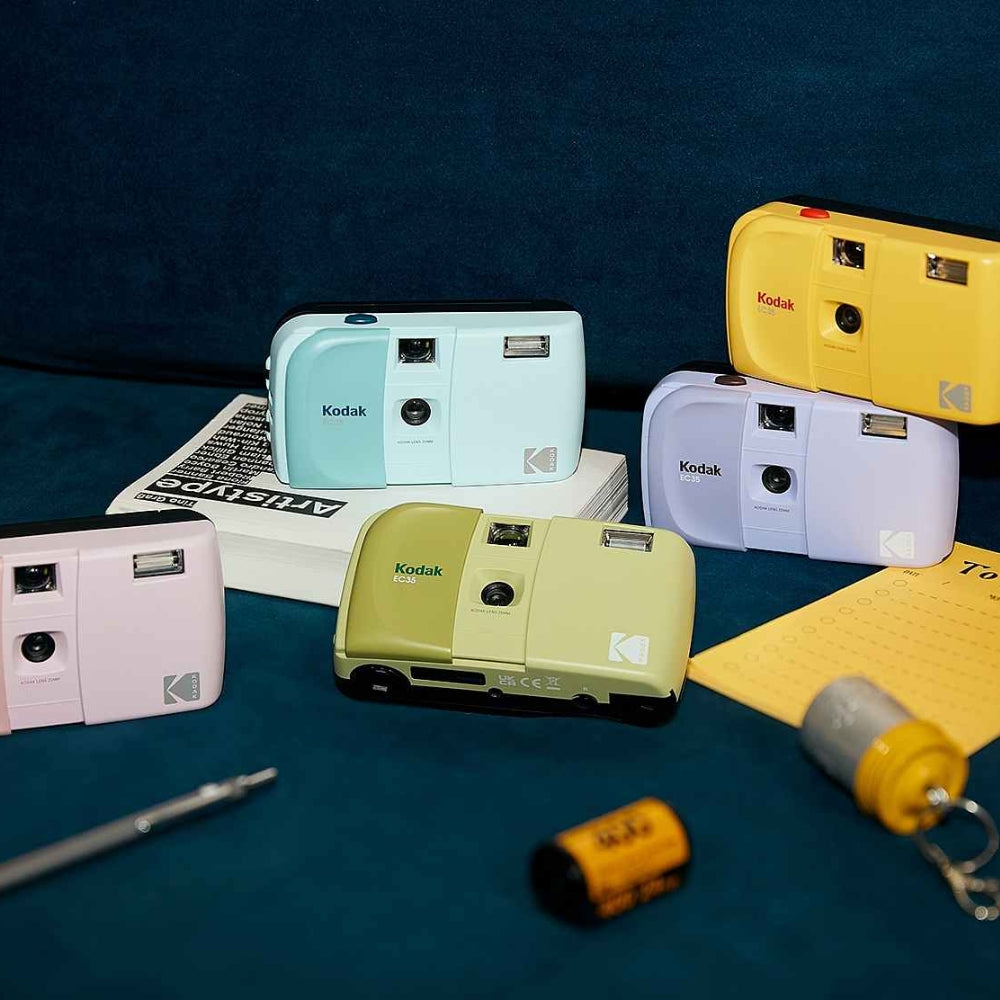 KODAK EC35 35mm Reusable Point & Shoot Film Camera with 25mm Wide-Angle Lens & Built-in Flash