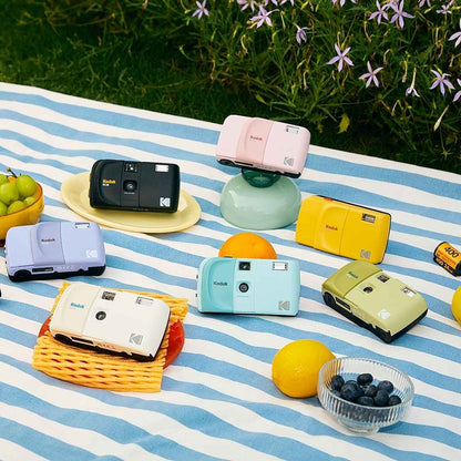 KODAK EC35 35mm Reusable Point & Shoot Film Camera with 25mm Wide-Angle Lens & Built-in Flash