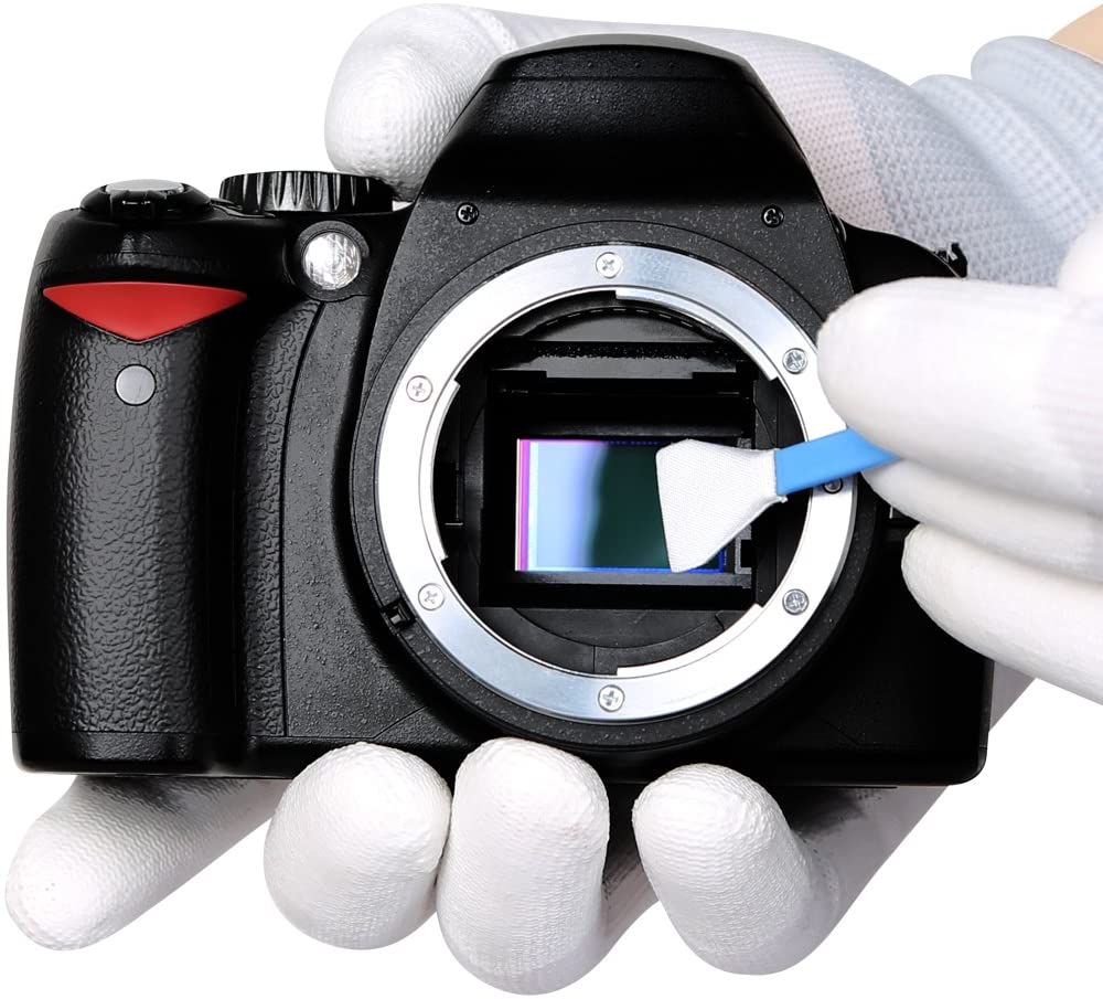 VSGO DKL-6 Camera Cleaning Kit Essential Package for DSLR Cameras APS-C Sensor Cleaning Swab, Lens Cleaning Pen, Wet Wipes, Lens Cleaning Paper, Microfiber Cloth, Air Blower
