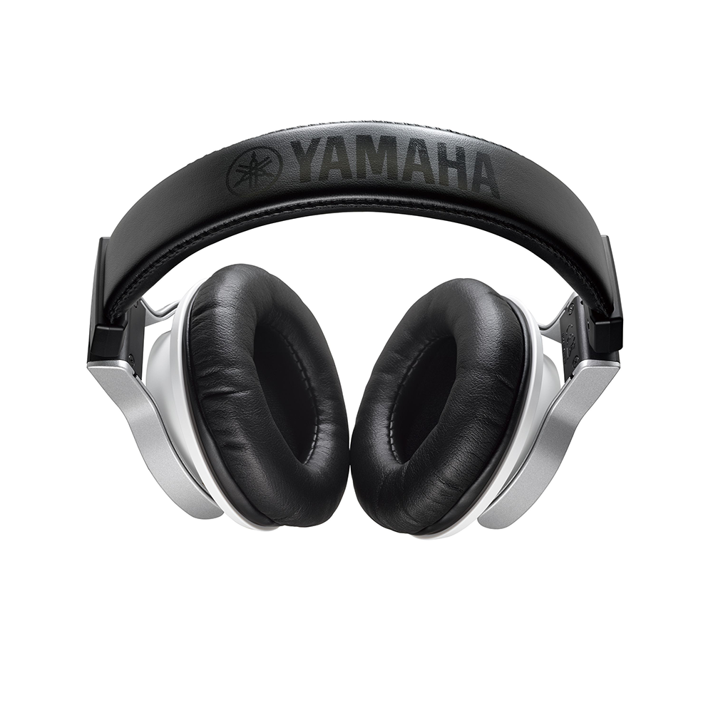 Yamaha HPH-MT7 Stereo Studio Monitor Circumaural Headphones with 40mm CCAW Drivers, Detachable Stereo Mini Plug AUX Cable and 6.3mm Adapter with Reversible Earcups and Die-Cast Aluminum Frame for Audio Production (White)