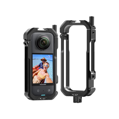 [CLEARANCE] Ulanzi C-X3 Aluminum Alloy Cage for Insta360 One X3 with Manual Locking Knob, Built-in Gasket and 1/4"-20 Screw Hole for Mounting | 3197