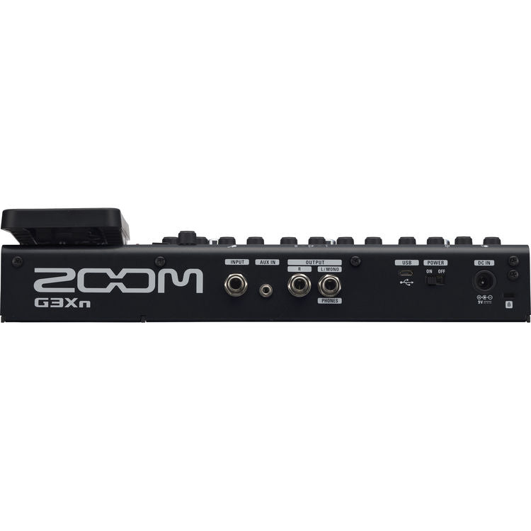 Zoom G3Xn Multi-Effects Processor with Built-In Expression Pedal