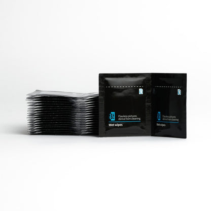 [CLEARANCE] VSGO V-T01E Anti Bacterial Screen Cleaning Wipes for Smartphones, Cameras, Tablet PCs (60 pcs / box)