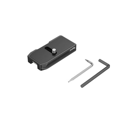 SmallRig Camera Tracking Device Mount Cage / Quick Release Mount Plate Compartment Tracker Enclosure with Dual 1/4"-20 Screw Mount and Built-In EVA Pad AirTag | MD4149, MD4150